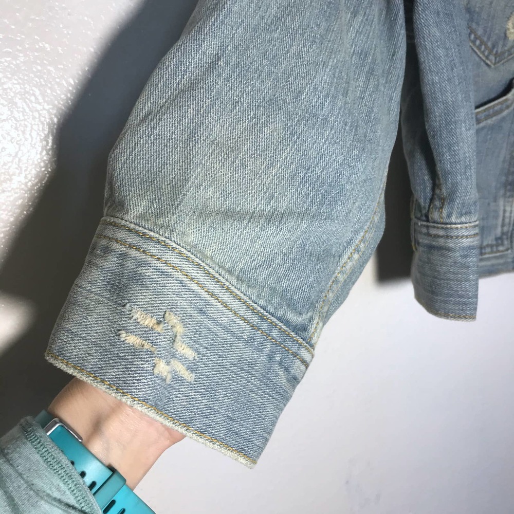 Levi's Jeans Button Front Crop Denim Jacket - Picture 4 of 10